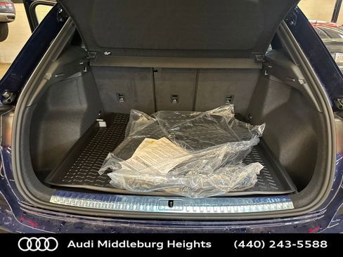 New 2025 Audi Q3 2.0T Premium image 26