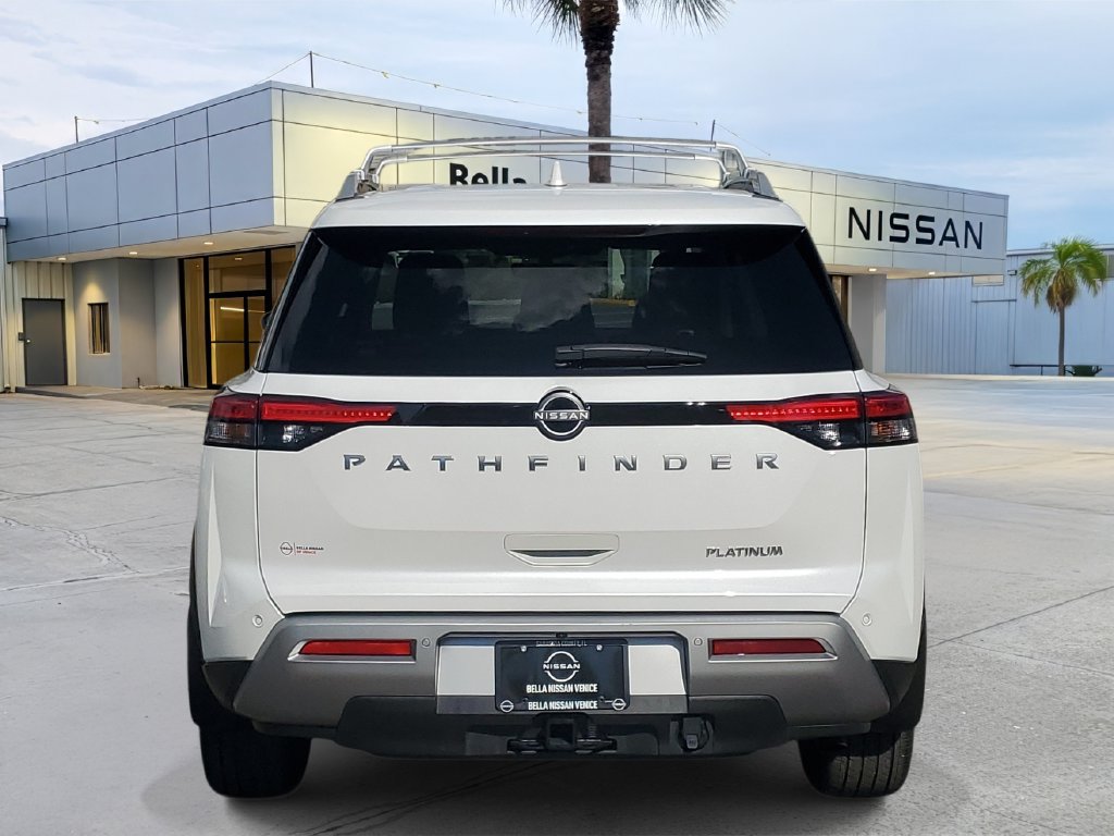 Certified 2025 Nissan Pathfinder Platinum w/ Cargo Package FWD image 5