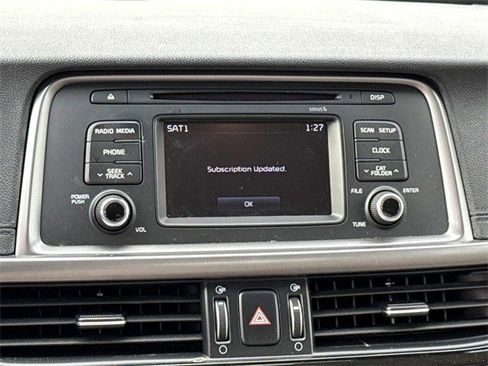 Used 2016 Kia Optima LX w/ LX Convenience Package image 19