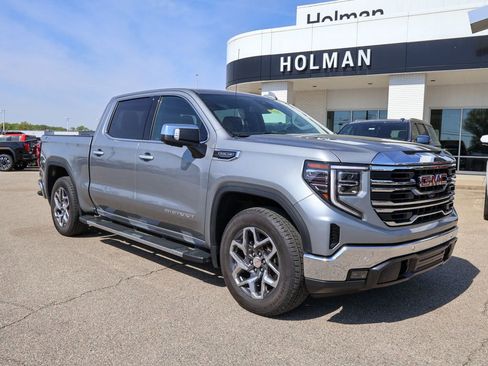 Used 2023 GMC Sierra 1500 SLT w/ SLT Premium Plus Package image 1