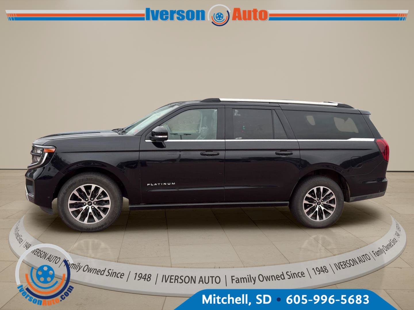 Used 2025 Ford Expedition Max Platinum AWD/4WD image 1