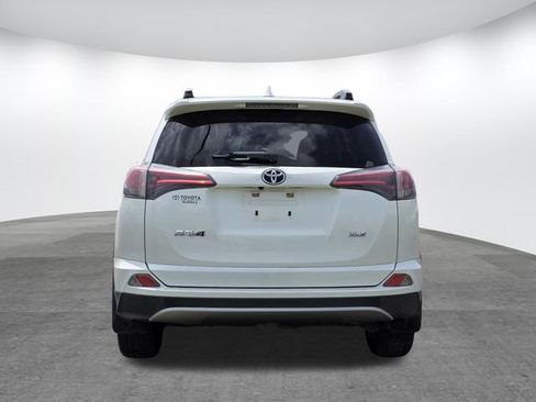 Used 2018 Toyota RAV4 XLE w/ Plus Extra Value Package FWD image 4