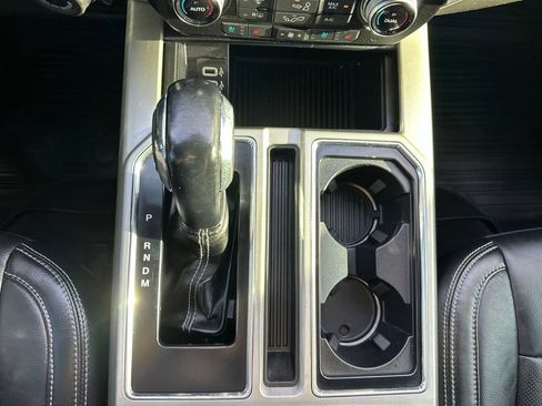 Used 2020 Ford F150 Lariat w/ Equipment Group 502A Luxury AWD/4WD image 9