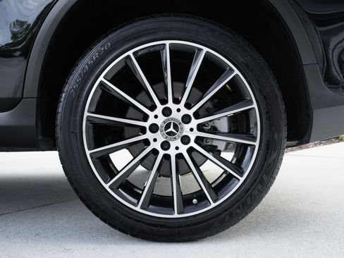 Used 2022 Mercedes-Benz GLC 300 image 31