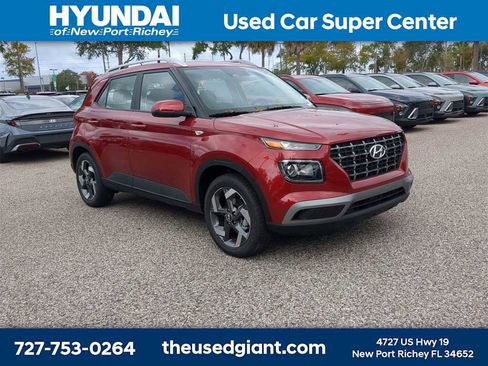 New 2026 Hyundai Venue SEL image 9