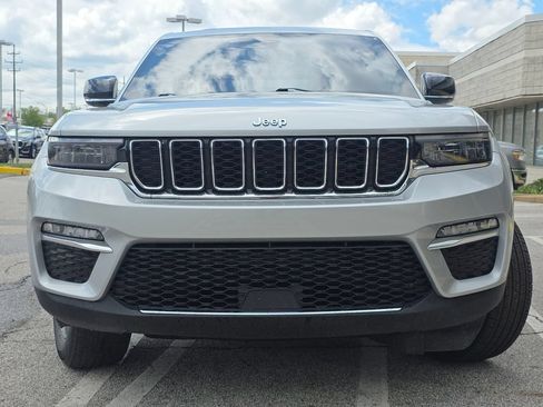 Used 2023 Jeep Grand Cherokee 4WD 4xe image 13