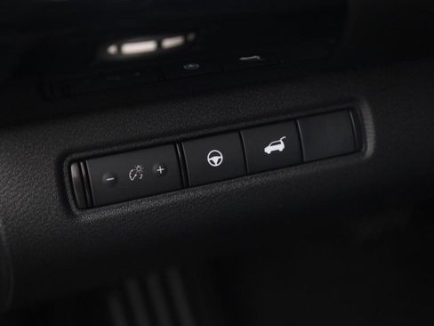 New 2026 Nissan Pathfinder SV image 12