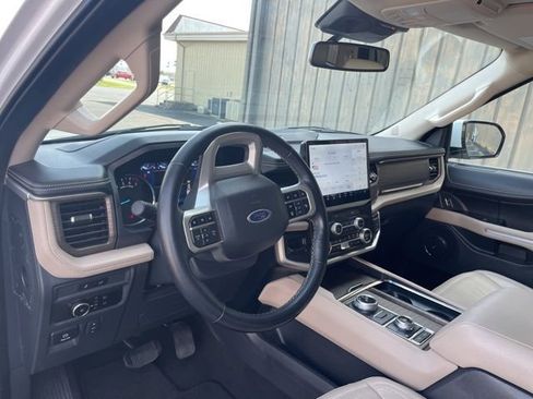 Used 2024 Ford Expedition Limited AWD/4WD image 26