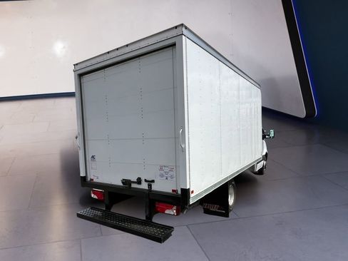 Used 2023 Mercedes-Benz Sprinter 3500 image 5