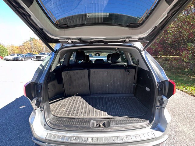 Used 2019 Toyota Highlander XLE AWD/4WD image 10