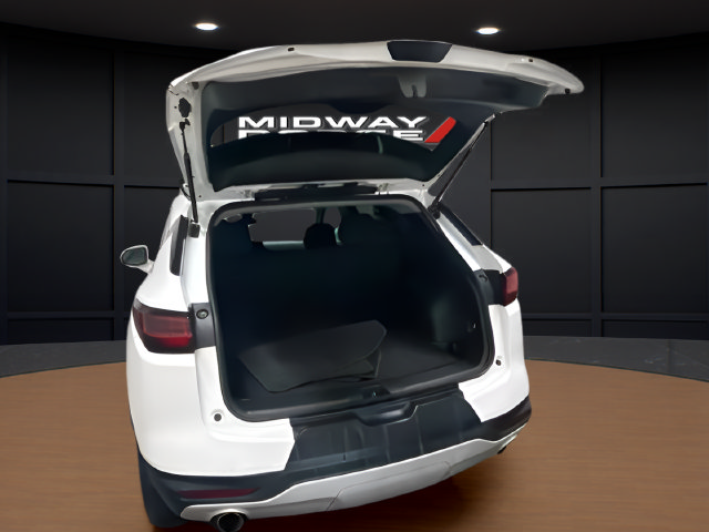 Used 2025 Chevrolet Blazer LT FWD image 7