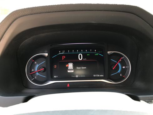 Used 2021 Honda Pilot Touring image 16