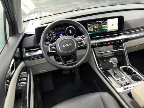 Used 2024 Kia Carnival SX Prestige FWD image 16