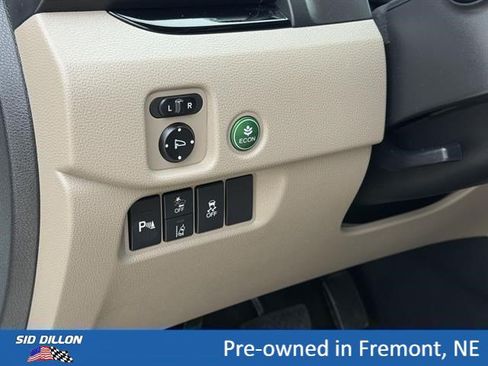 Used 2020 Honda Pilot Touring image 13