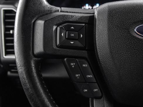 Used 2019 Ford F150 XLT w/ Equipment Group 302A Luxury AWD/4WD image 25