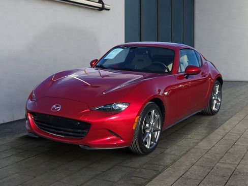 Used 2017 MAZDA MX-5 Miata RF Grand Touring image 7