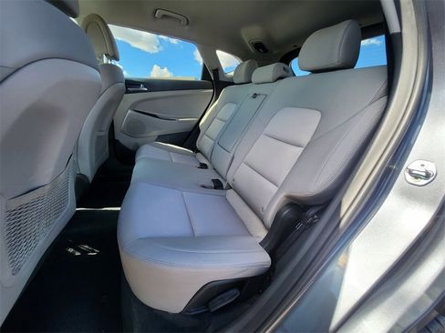 Used 2018 Hyundai Tucson SEL image 11