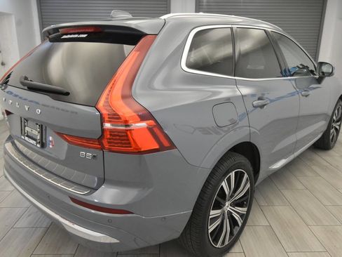 Used 2022 Volvo XC60 B5 Inscription w/ Advanced Package image 5