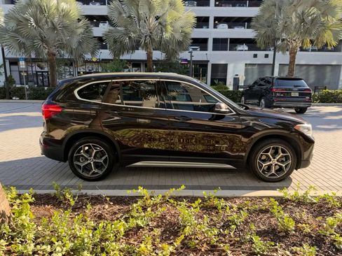 Used 2018 BMW X1 sDrive28i image 3
