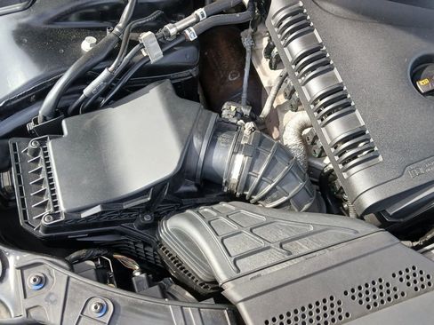 Used 2011 Audi A5 2.0T Premium Plus w/ Premium Plus Pkg image 11