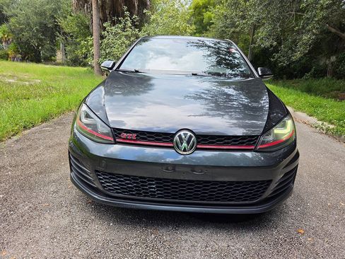 Used 2017 Volkswagen GTI SE FWD image 2