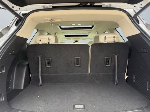 Used 2024 Buick Enclave Essence w/ Experience Buick Package AWD/4WD image 16