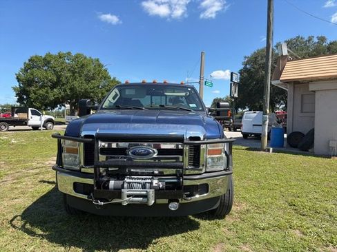 Used 2008 Ford F550 4x4 Crew Cab Super Duty image 2
