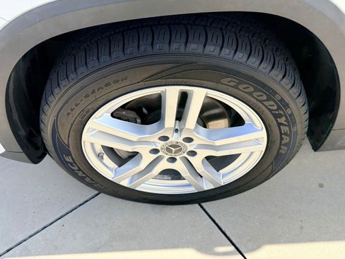 Used 2021 Mercedes-Benz GLA 250 GLA 250 4MATIC SUV image 17