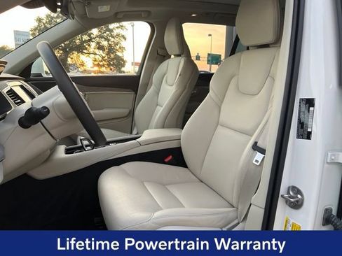 Certified 2025 Volvo XC90 B5 Plus w/ Protection Package Premier AWD/4WD image 12