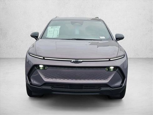 New 2026 Chevrolet Equinox EV LT image 6