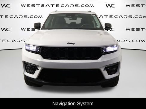 Used 2023 Jeep Grand Cherokee Limited w/ Black Appearance Package RWD image 2