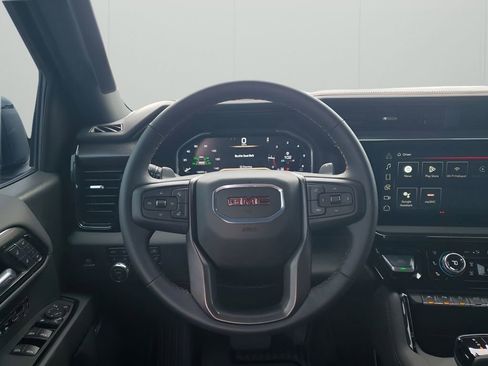 Used 2024 GMC Sierra 1500 AT4 w/ Technology Package image 24