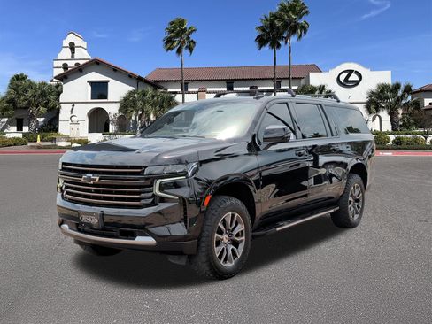 Used 2022 Chevrolet Suburban High Country AWD/4WD image 5