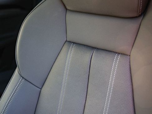 Certified 2025 Audi Q5 Premium Plus w/ Premium Plus image 28