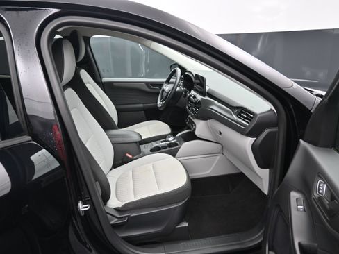Used 2024 Ford Escape Active w/ Cold Weather Package FWD image 11