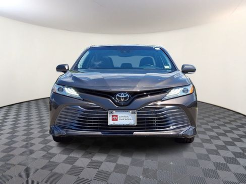 Certified 2018 Toyota Camry XLE w/ Audio Package FWD image 3