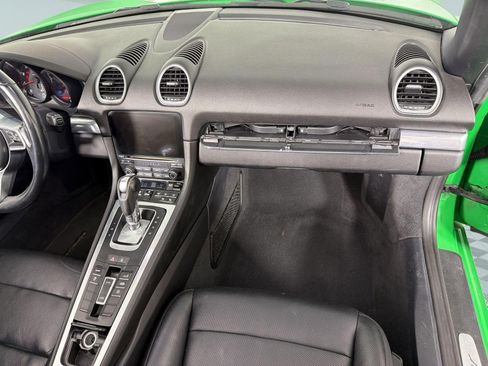 Certified 2023 Porsche 718 Boxster RWD image 29