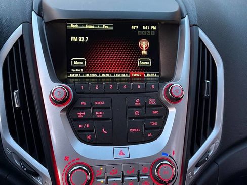 Used 2017 GMC Terrain SLE image 23