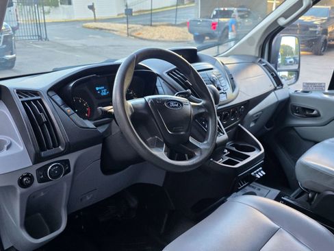 Used 2018 Ford Transit 350 XL image 13