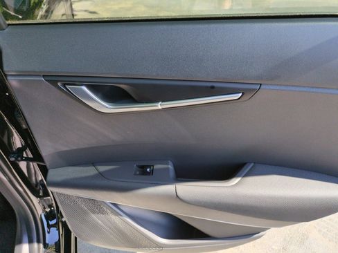 New 2026 Kia Niro EX FWD image 43
