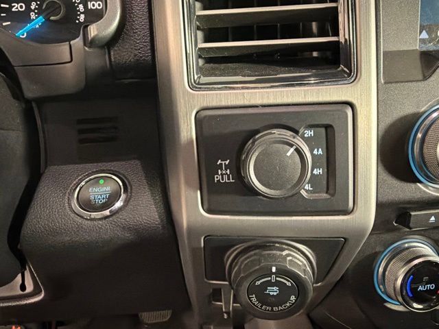 Used 2017 Ford F150 Platinum w/ Equipment Group 701A Luxury AWD/4WD image 27