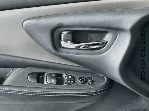 Certified 2024 Nissan Murano SV FWD image 8