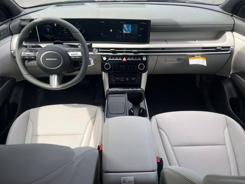 New 2025 Hyundai Tucson Limited image 20