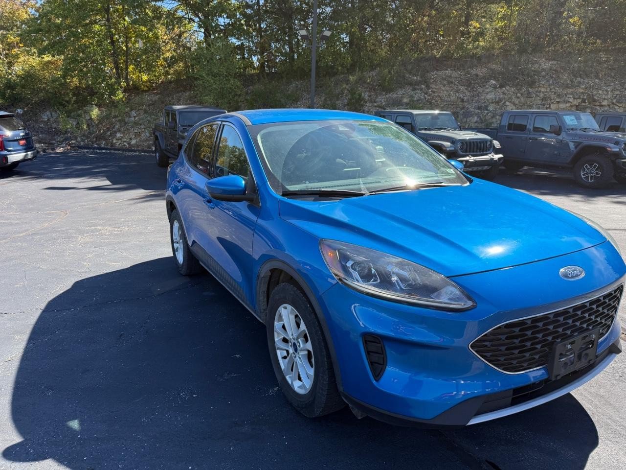 Used 2020 Ford Escape SE AWD/4WD image 3