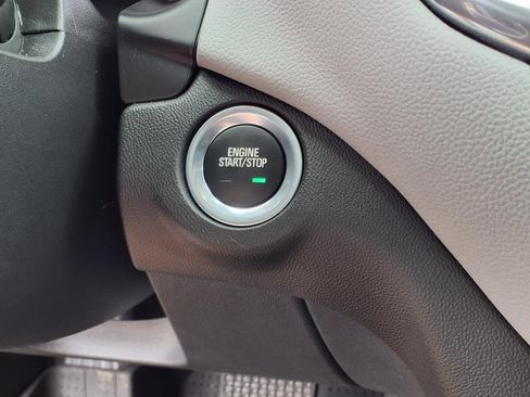 Used 2022 Chevrolet Equinox LS w/ LS Convenience Package image 15