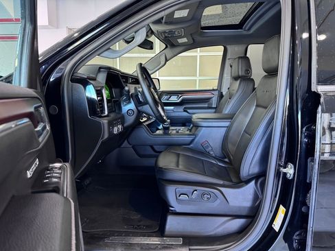 Certified 2025 GMC Sierra 1500 Denali image 12