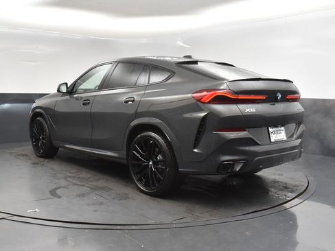 New 2026 BMW X6 xDrive40i w/ Climate Comfort Package image 5