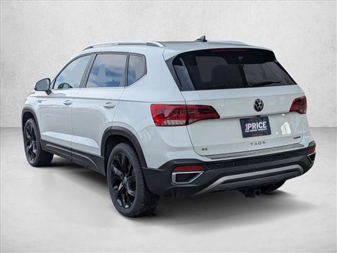 Used 2022 Volkswagen Taos SE image 7