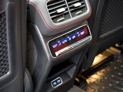 New 2026 Mercedes-Benz GLE 53 AMG 4MATIC Coupe image 26