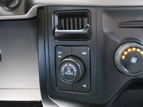 Used 2024 Ford F150 XL AWD/4WD image 31